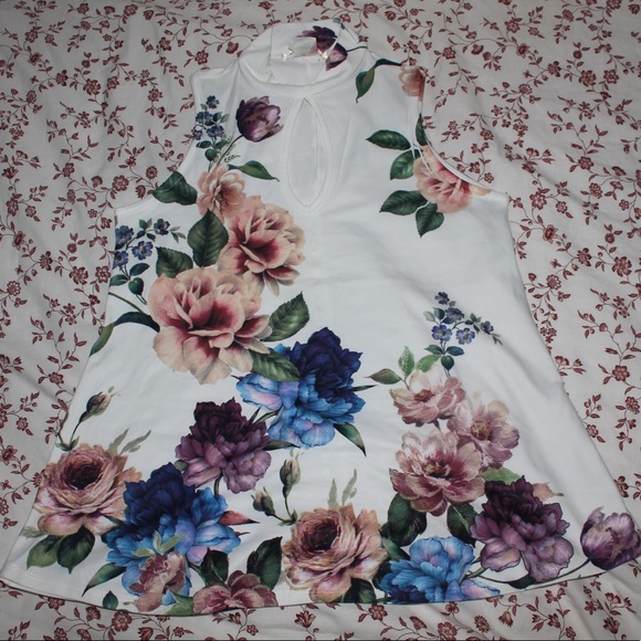 Top - Picture 1 of 2